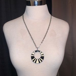 Black & white necklace 🖤🤍